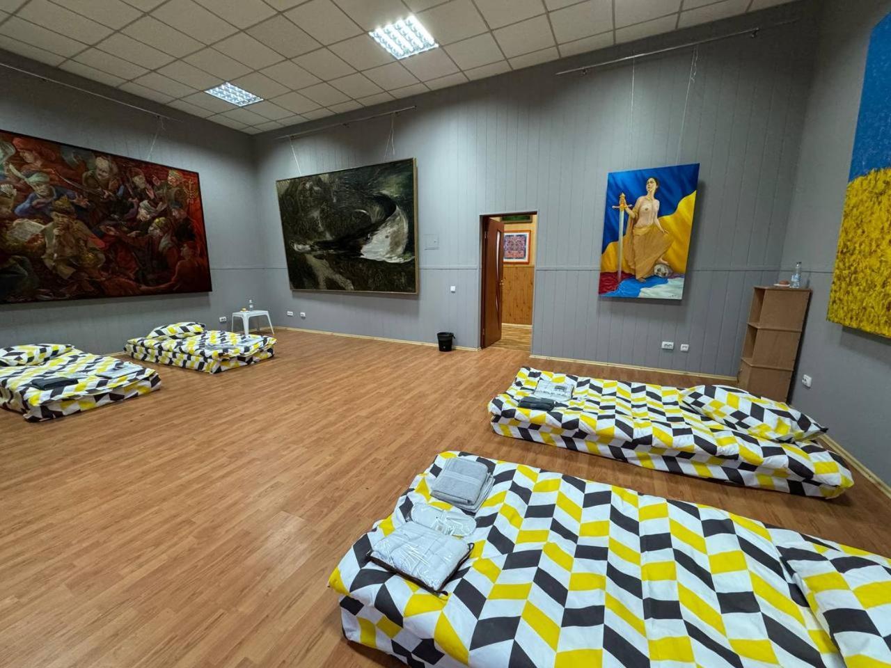 Hotel Арт-Вокзал Krywyj Rih Zimmer foto