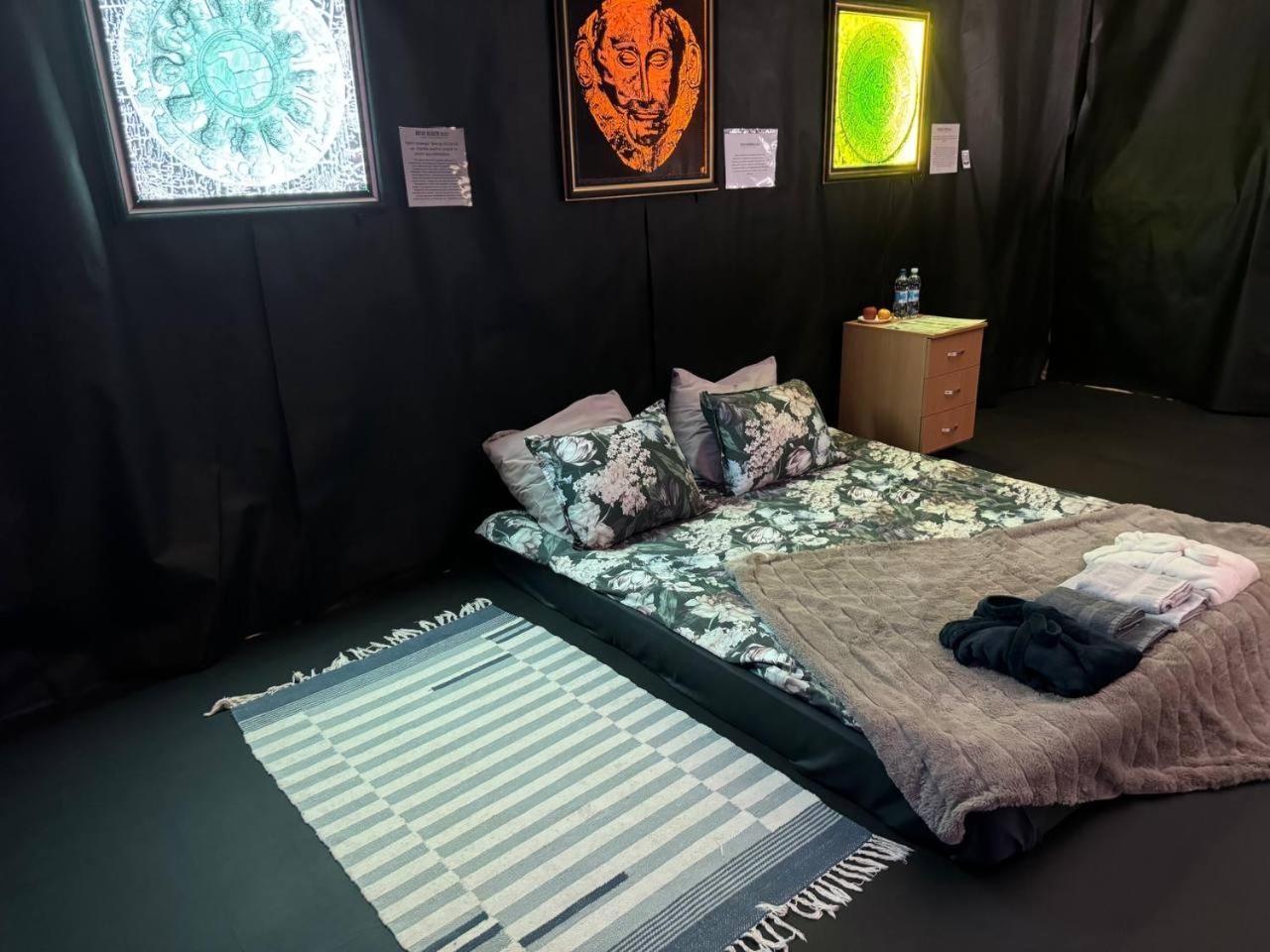 Hotel Арт-Вокзал Krywyj Rih Zimmer foto